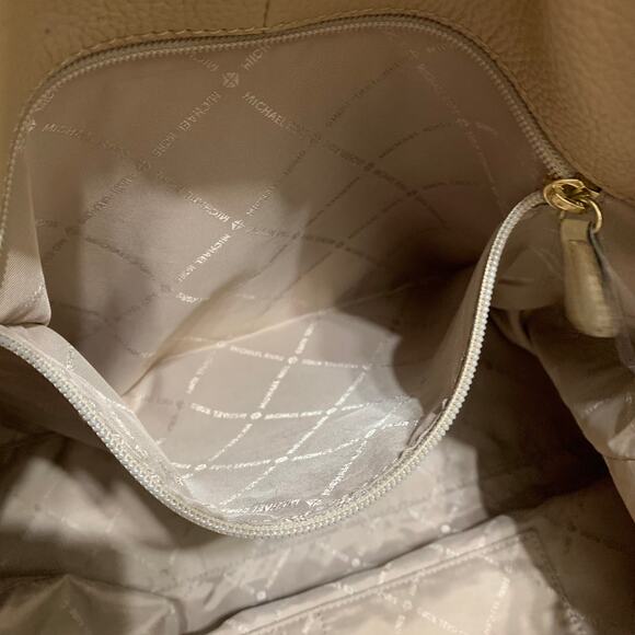 MICHAEL KORS Spacious Large BISQUE Beige Pebbled Leather LENOX Shoulder Tote - Picture 13 of 16